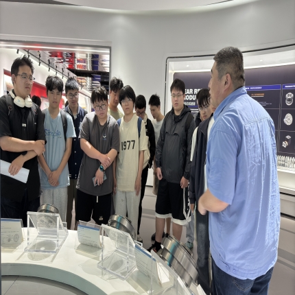 深化產(chǎn)教融合 - 泰隆集團助力泰州學(xué)院 105 名機械學(xué)子認(rèn)知實習(xí)